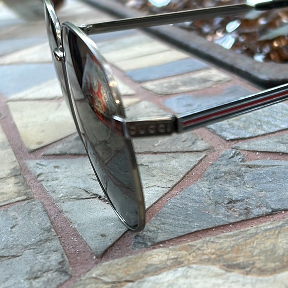 Gucci Oversized Pilot sunglasses GGO138S 009 6114-145 - Picture 4 of 8